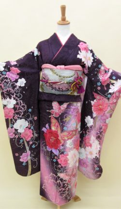 成人式　正絹振袖フルセット「紫地にオシャレ花と蝶 振袖」