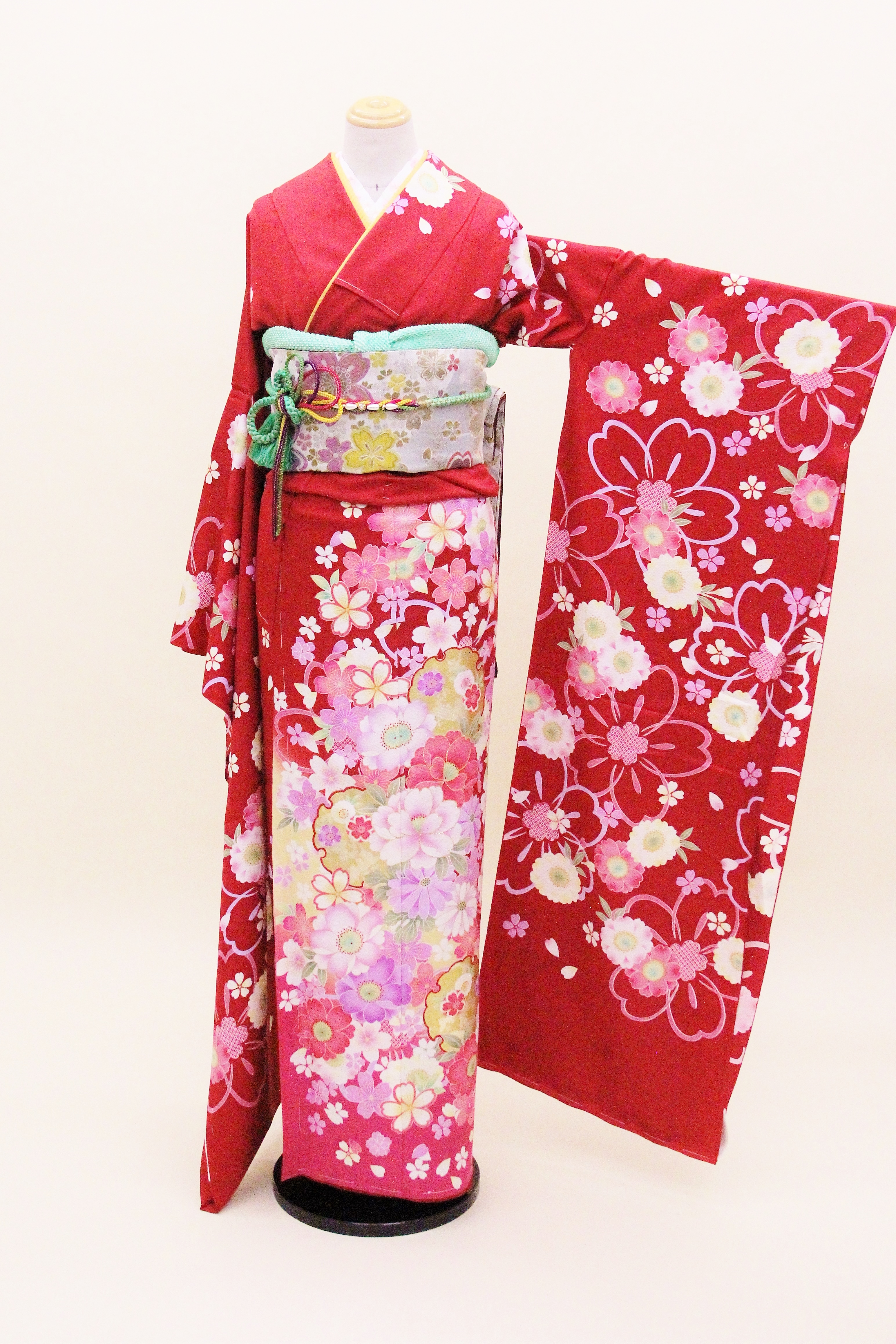 成人式　正絹振袖 新品オーダーレンタルフルセット「赤地に桜雪輪 振袖」