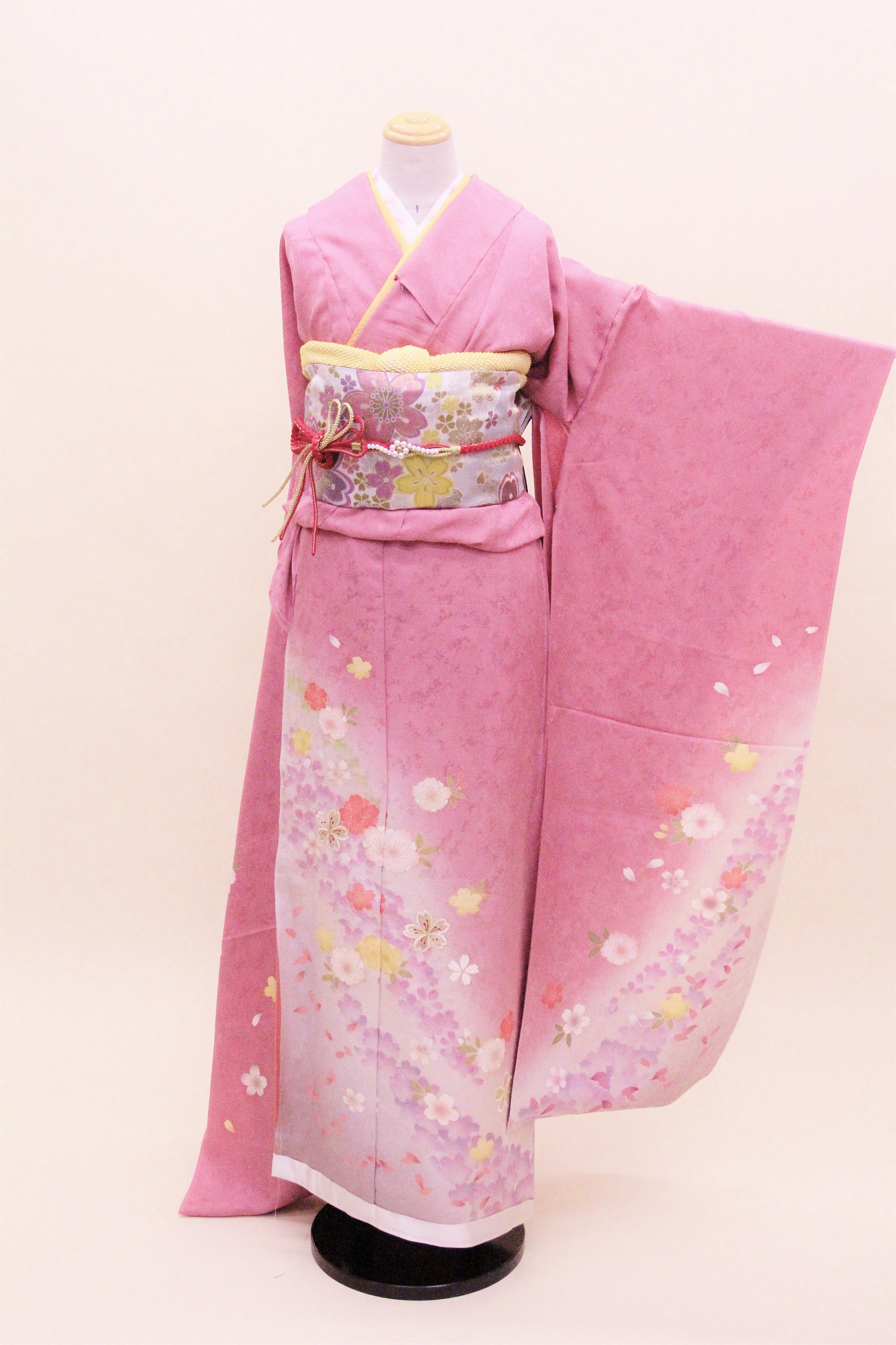 成人式　正絹振袖 新品オーダーレンタルフルセット「ピンク地桜ちらし 振袖」